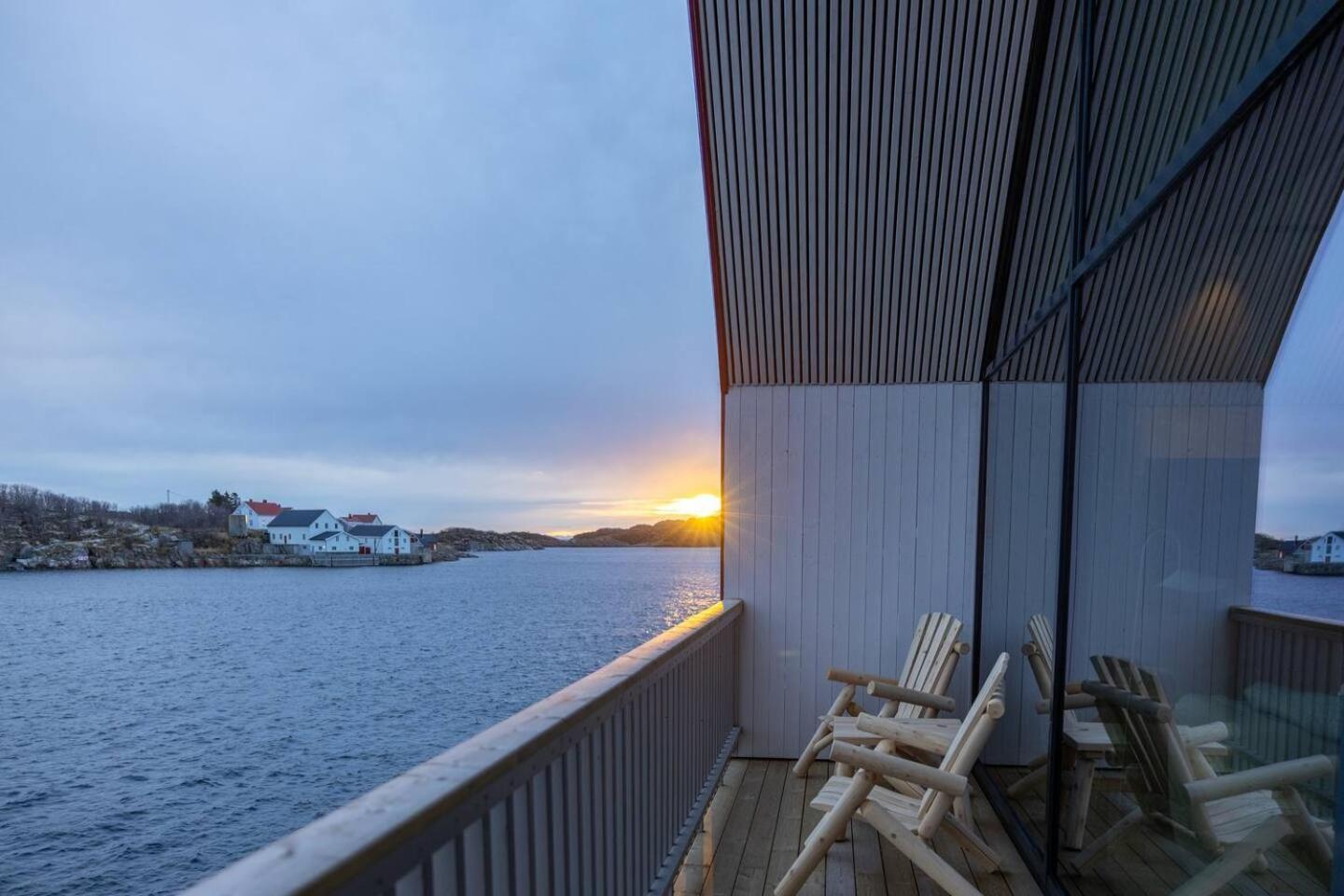 Leilighet Med Fantastisk Utsikt เฮนนิงวาสร์ ภายนอก รูปภาพ