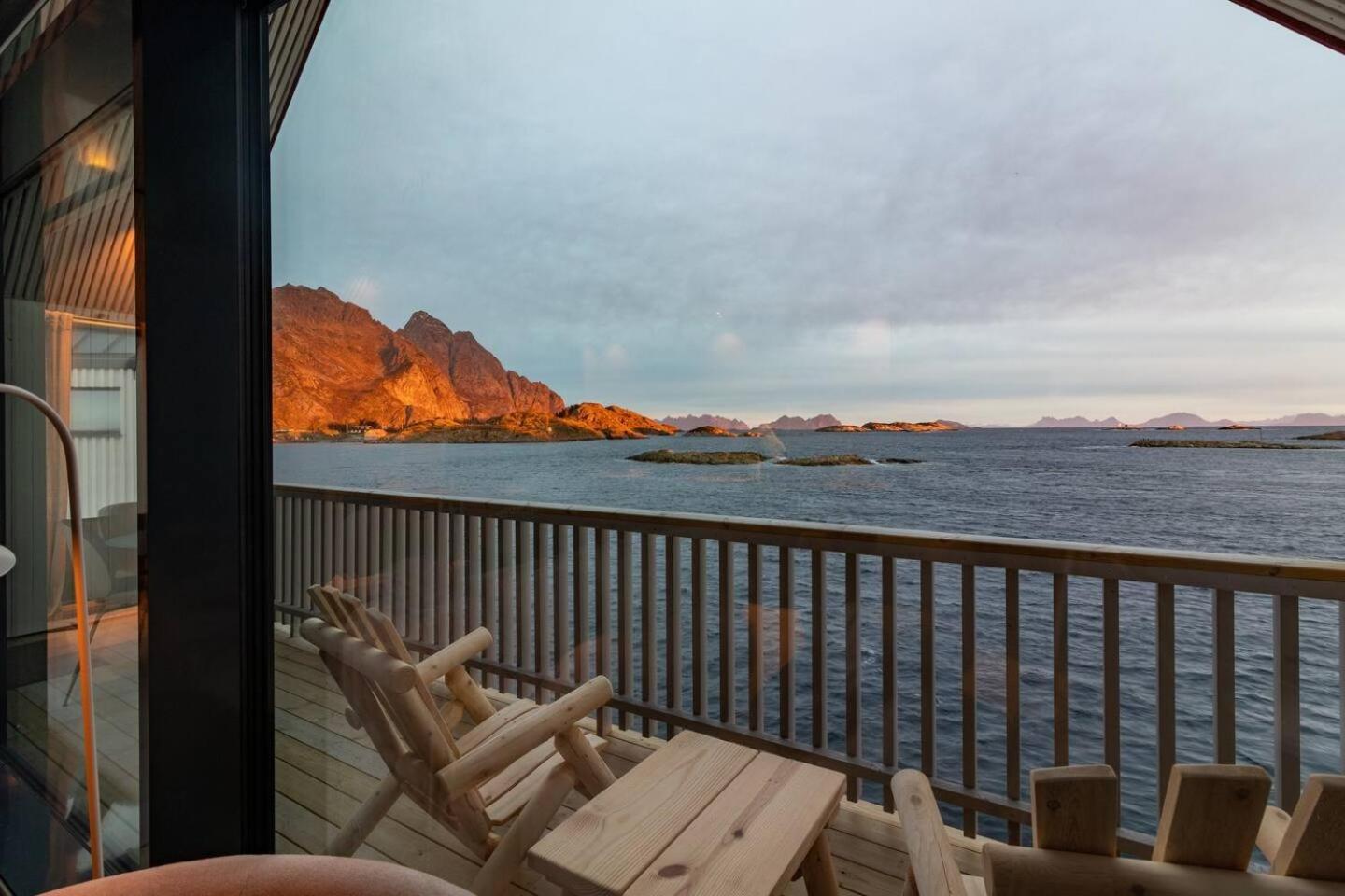 Leilighet Med Fantastisk Utsikt เฮนนิงวาสร์ ภายนอก รูปภาพ